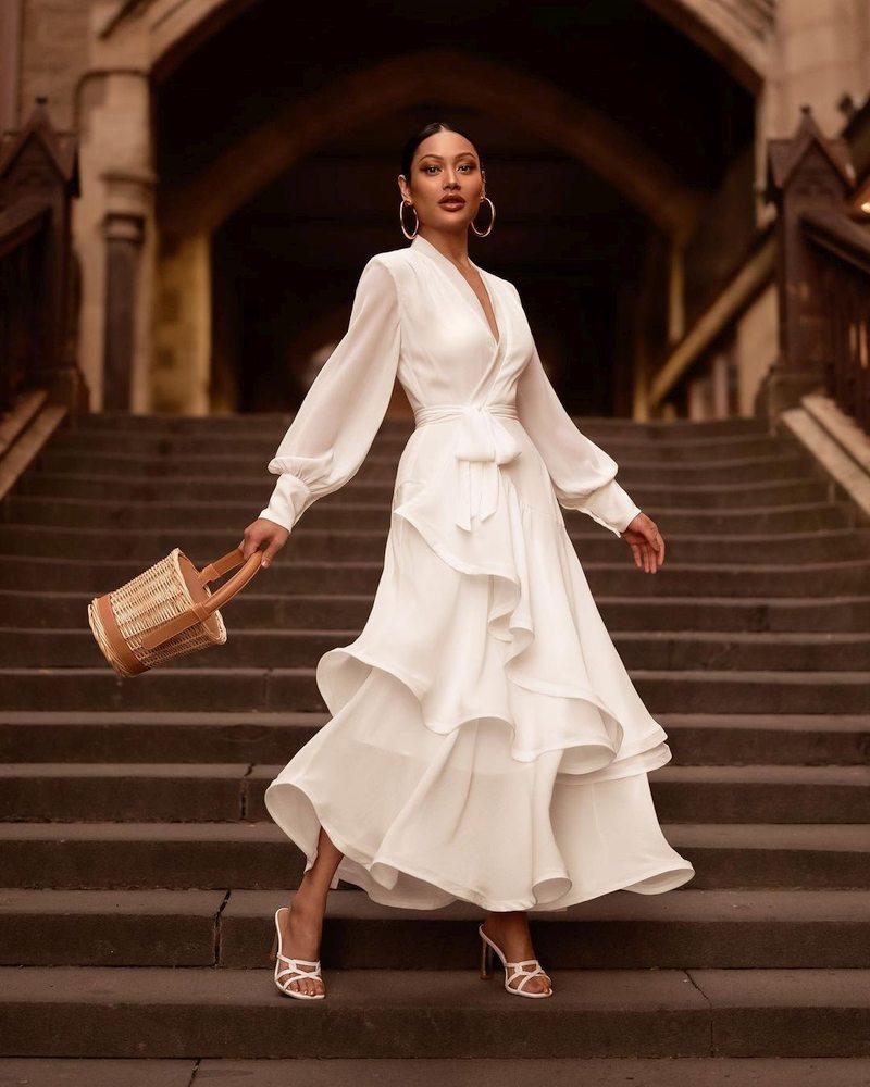 Сукні на Новий рік 2023: фото-новинки для жінок та дівчат