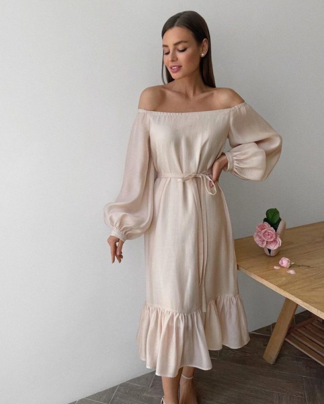 Сукні на Новий рік 2023: фото-новинки для жінок та дівчат