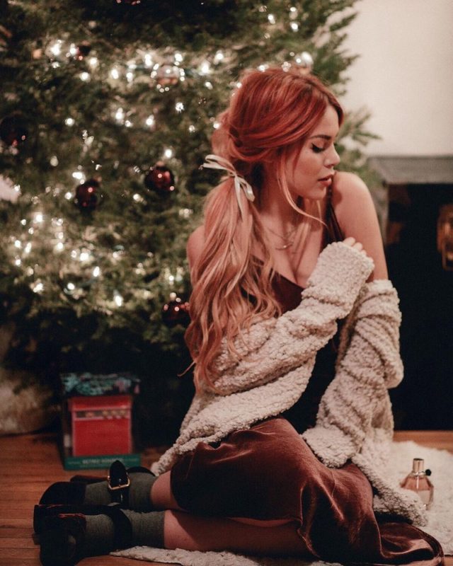 Сукні на Новий рік 2023: фото-новинки для жінок та дівчат