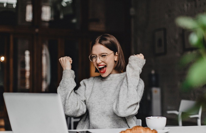 Оце подарунок! 3 знаки зодіаку, які мають шанс розбагатіти прямо напередодні Нового року