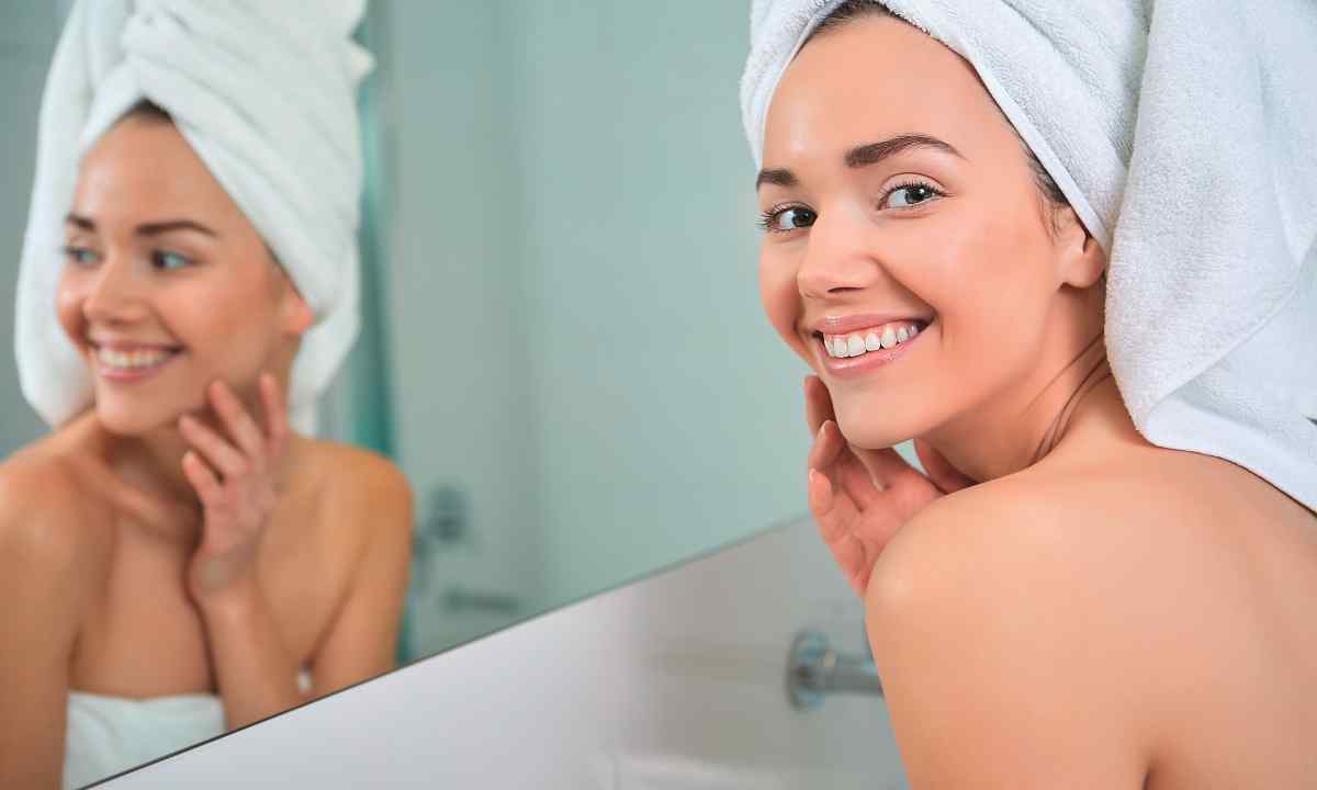 Косметика для збереження природної жіночої краси