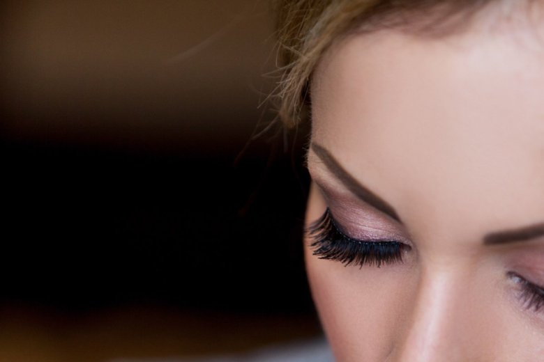 Розкриті вії