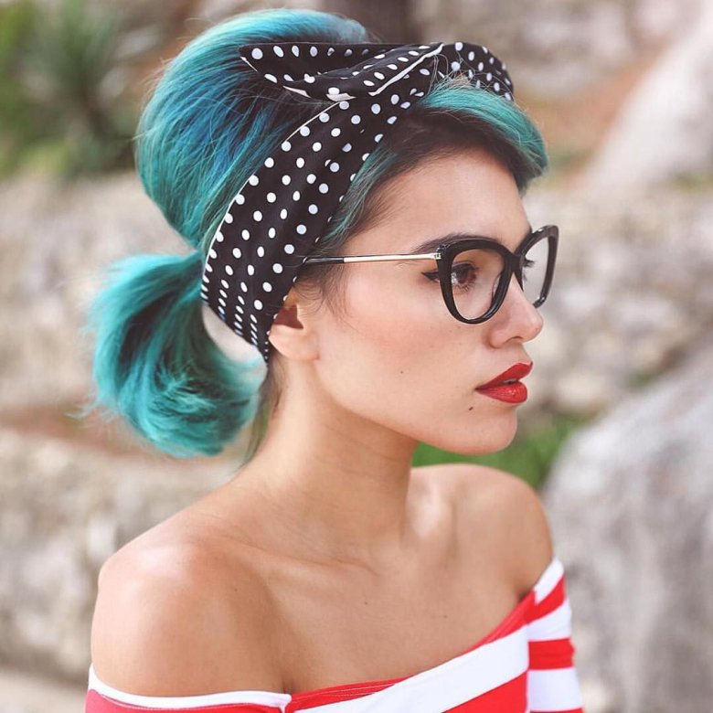 Зачіски з пов'язкою на голові