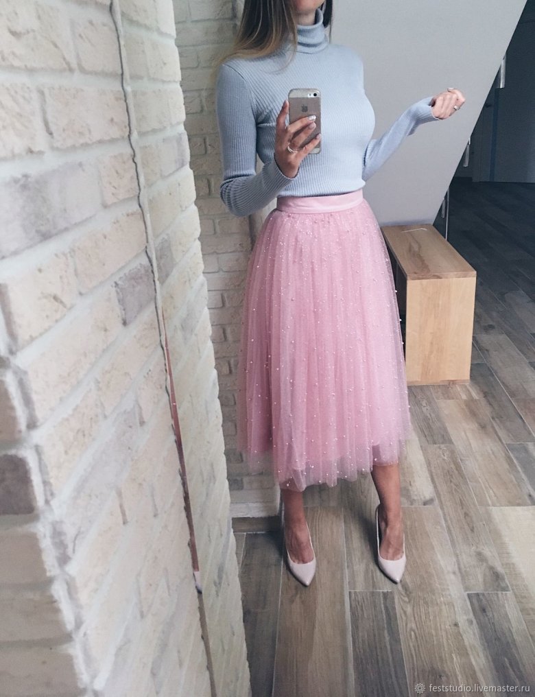 Плісована спідниця з кедами