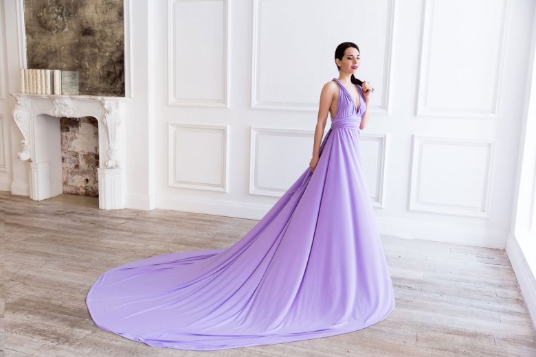 Фотосесія у весільній сукні