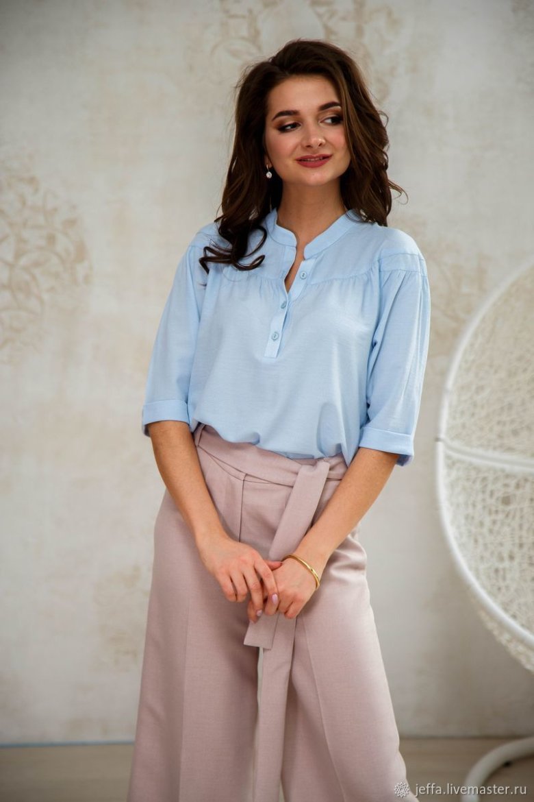 Купити блузку з віскози з народним малюнком тканини