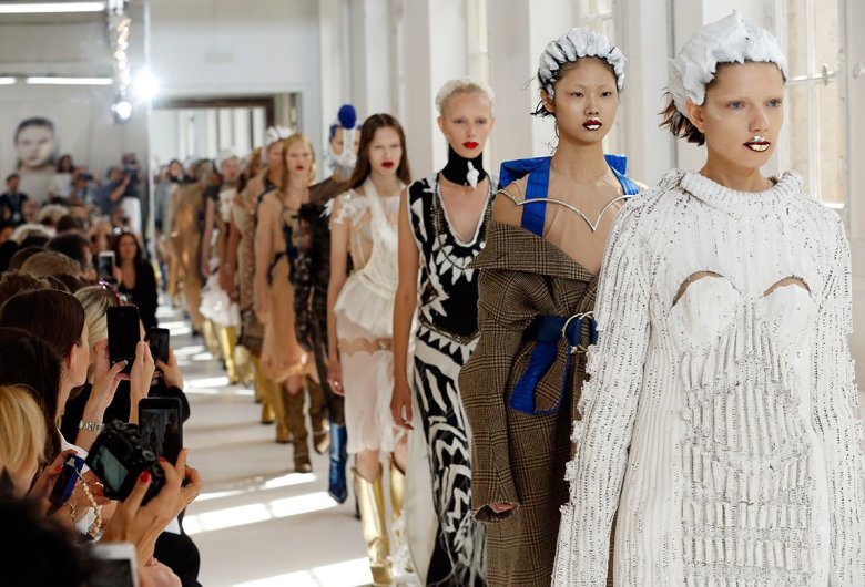 Діор РАФ Сімонс показ