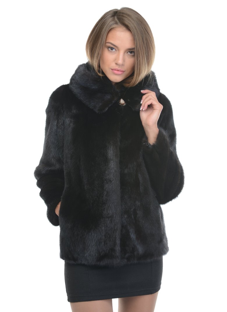 Шуба автоледі з норки без капюшона.