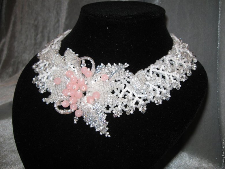 Весільне кольє