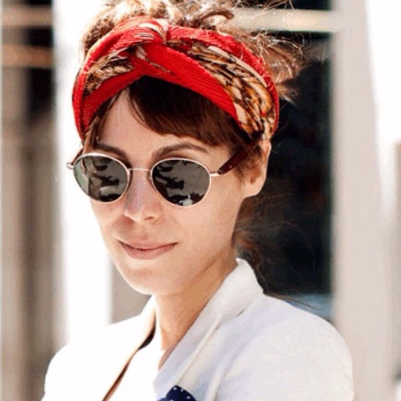 Хустка на голову з короткою стрижкою