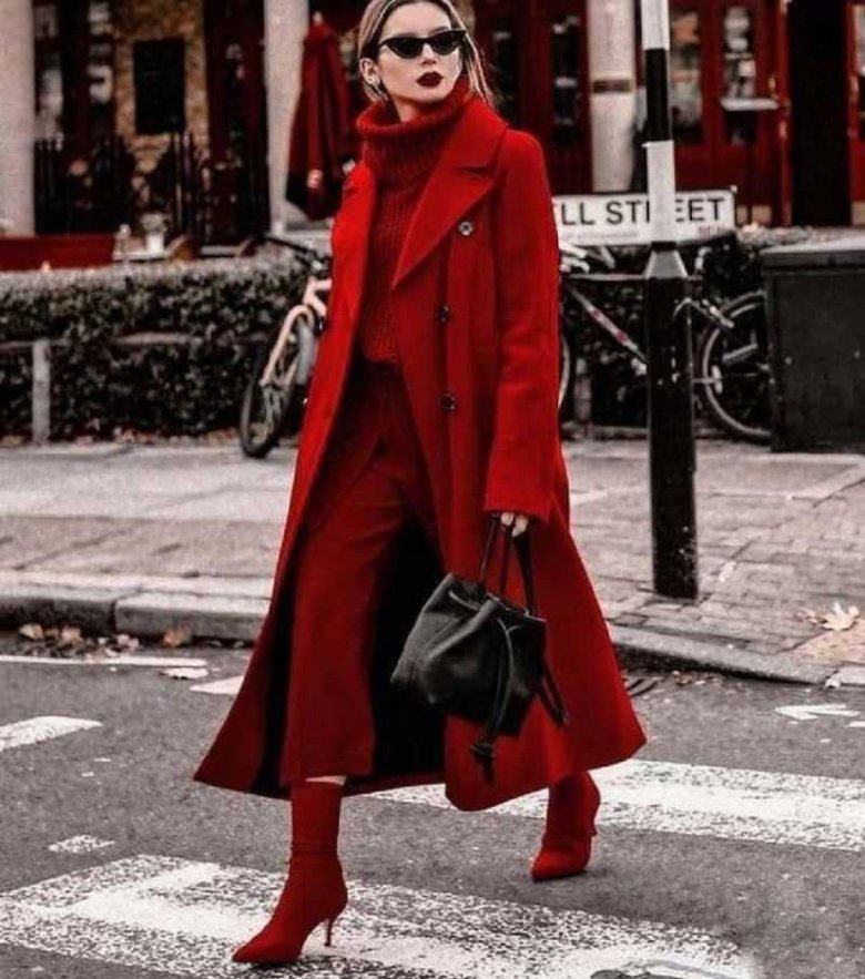 Жіночий образ у Красному