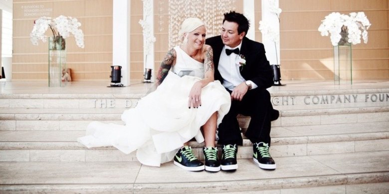 Конверси на весілля