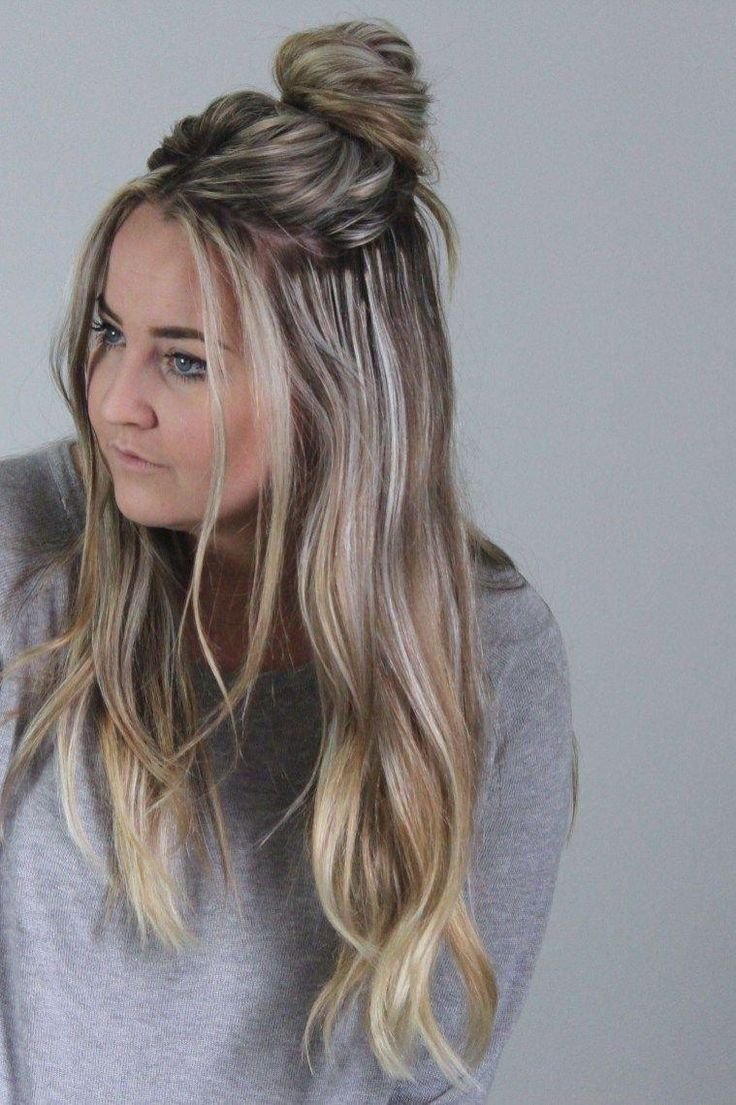 Мелірування на світле волосся темними пасмами