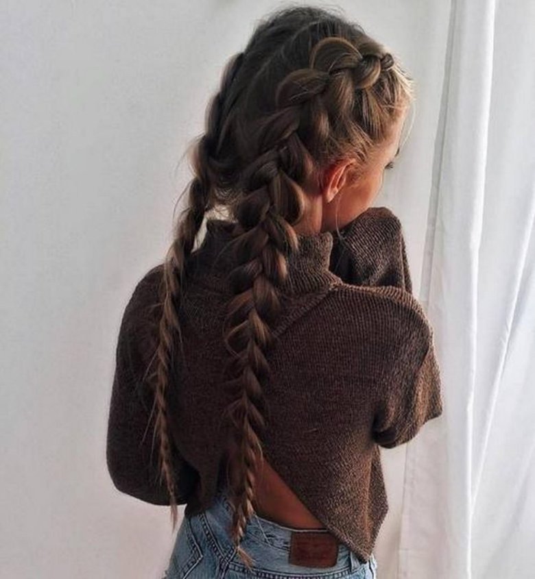 Коса на довге волосся блонд