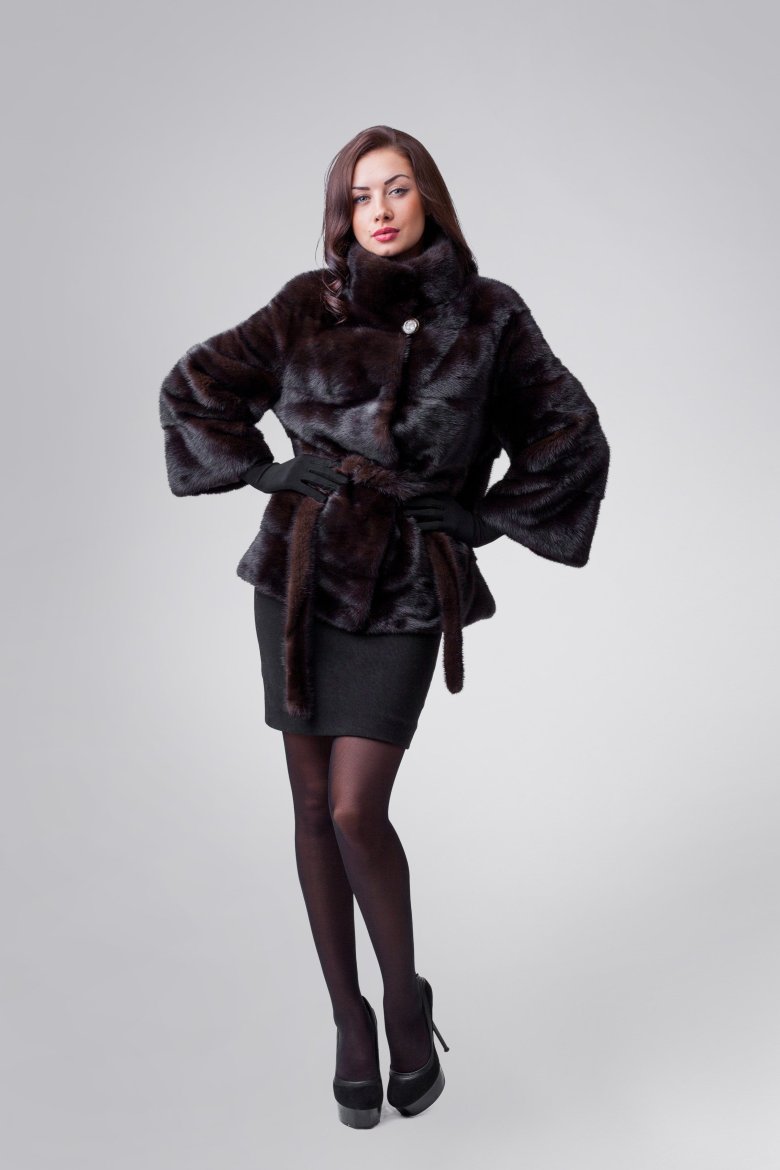 Короткі шубки з норки