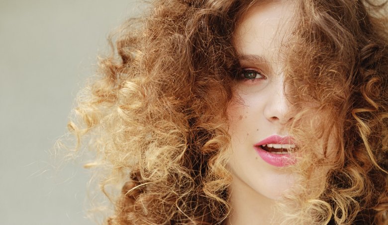 Еда 2 сезон кучерява з чубчиком