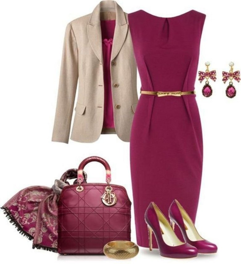 Комплекти жіночого одягу