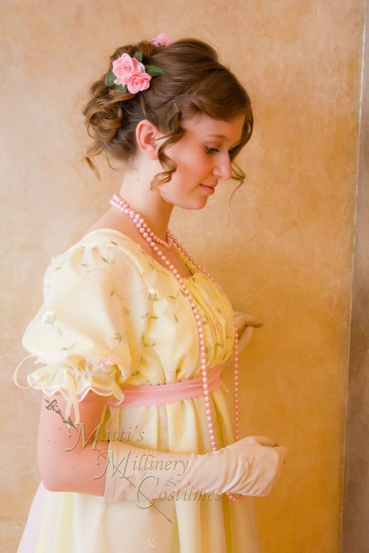 Стиль Ампір в одязі та зачісці