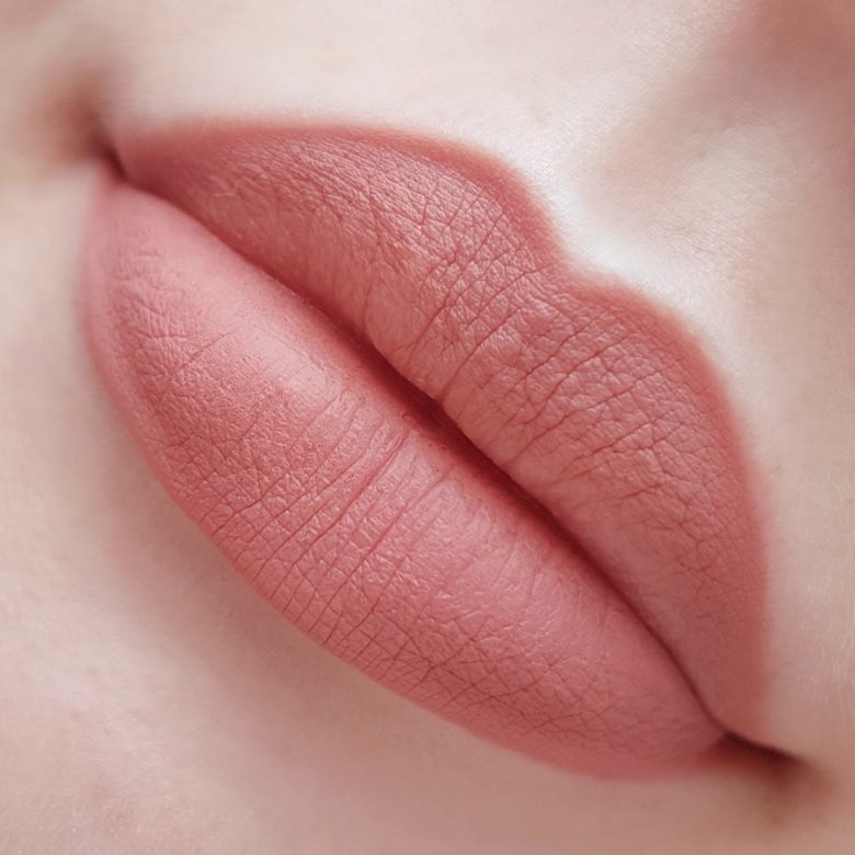 Макіяж у персикових тонах