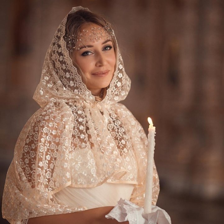 Сукня для вінчання в церкві