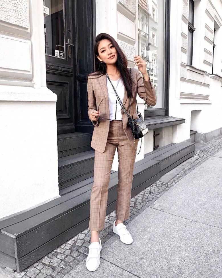 Жіночий стиль