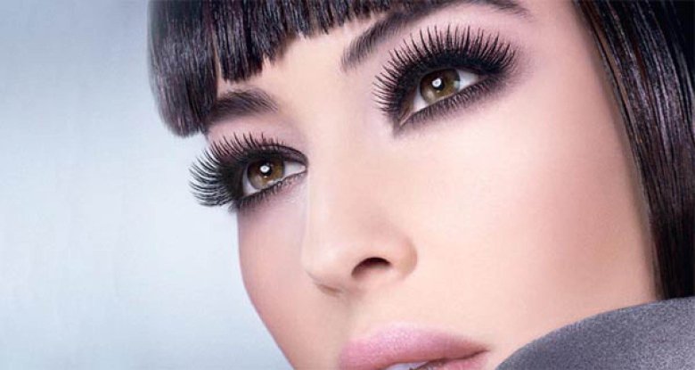 Нарощені вії