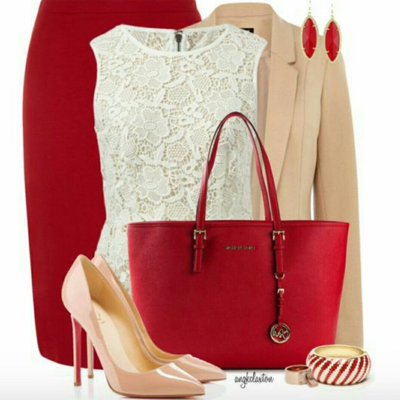 Комплекти жіночого одягу