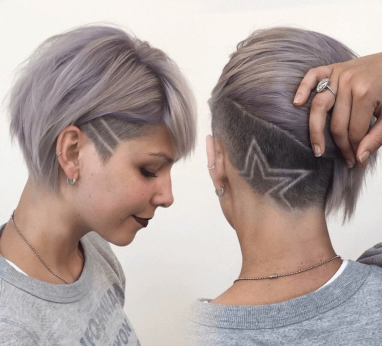 Голена потилиця з розпущеним волоссям