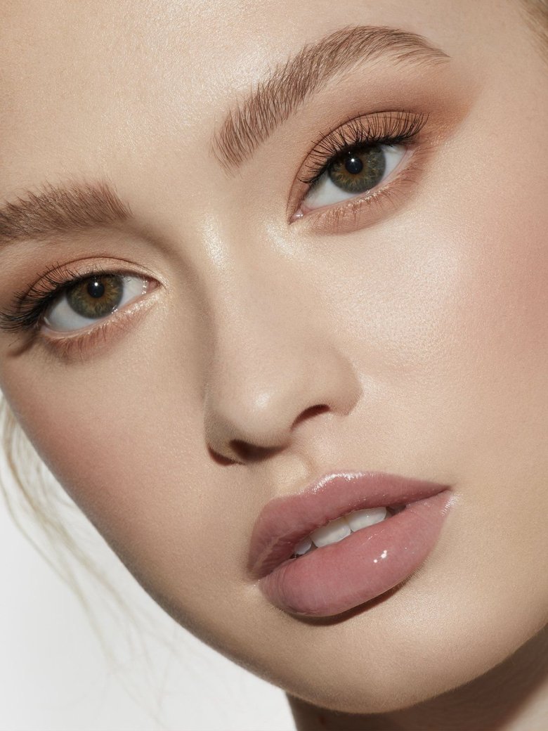 Нюдовий Смоки