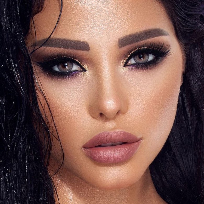 Макіяж для брюнеток