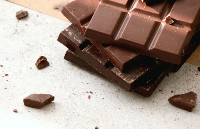 Якщо весь час тягне на солодке: 4 несподівані причини і що з цим робити