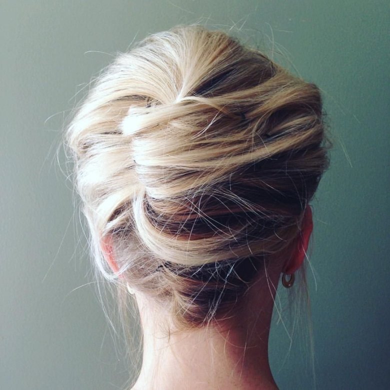 Зачіска французький пучок