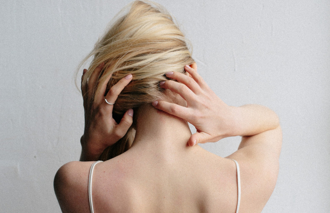 Самомасаж при стресі: 5 найефективніших технік