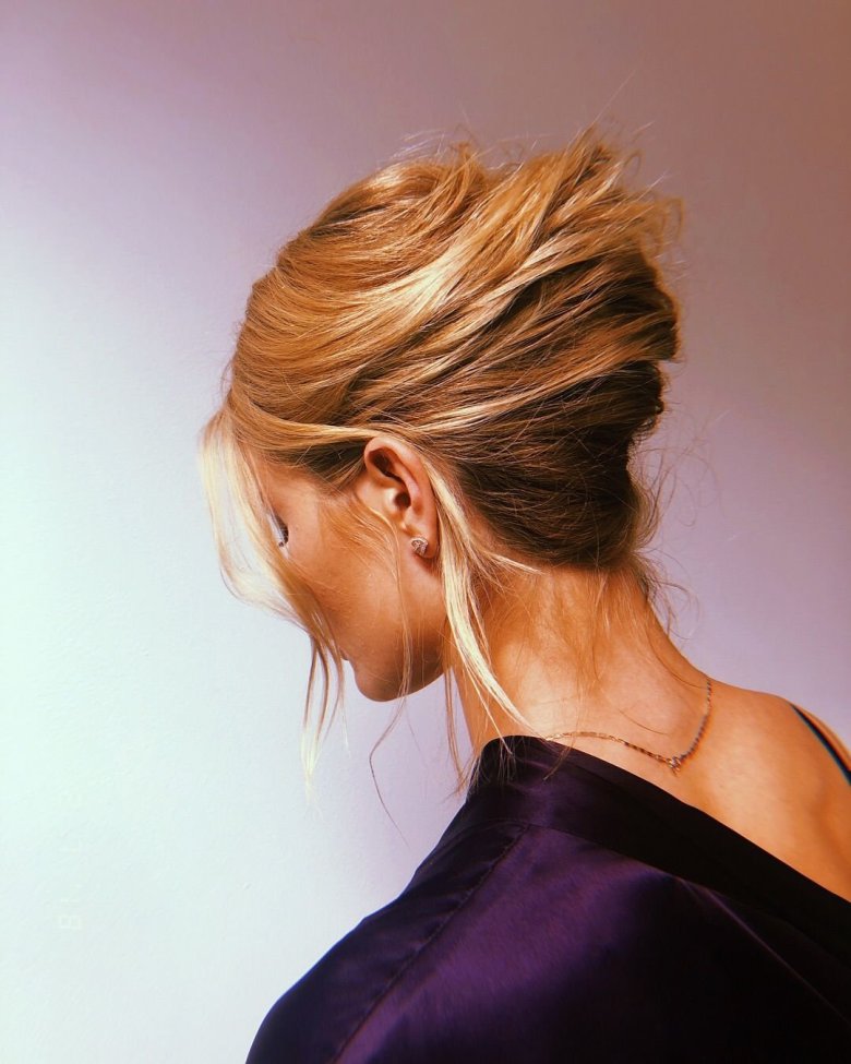 Зачіска французький пучок