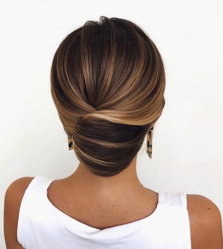 Гарний низький пучок