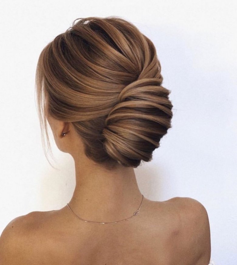 Зачіска пучок