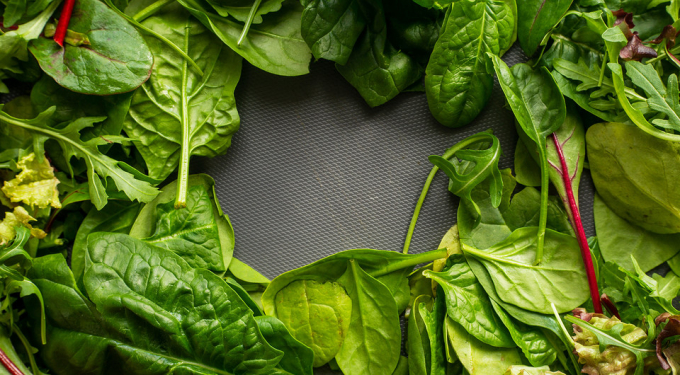 Зелений суперфуд: все про користь шпинату