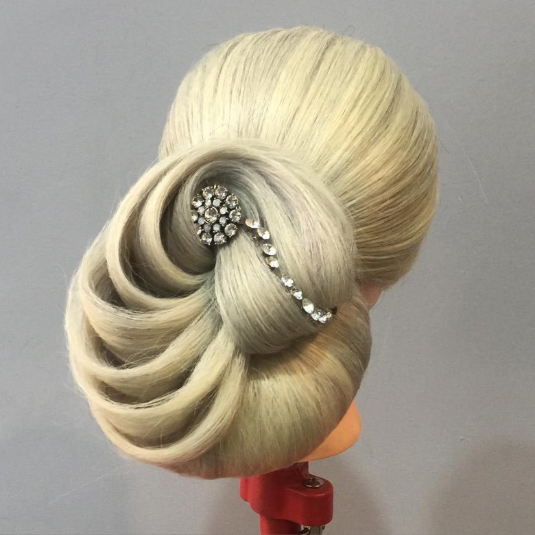 Фантазійна зачіска Черепашка