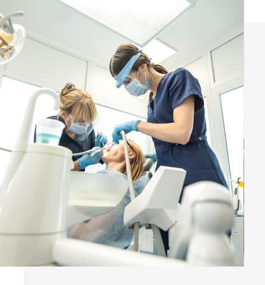 Одномоментная имплантация зубов