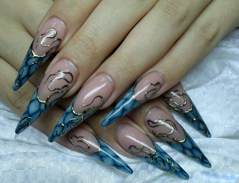 Манікюр із вітражним гелем френч