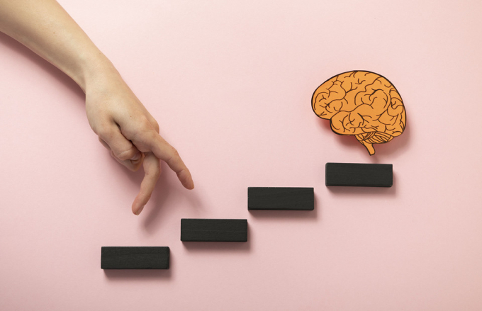 Чарівна приправа: чому лікарі радять приймати куркуму