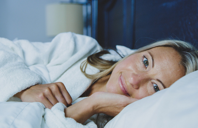 Сплю і худну: 8 звичок, які допомагають скидати вагу навіть уночі