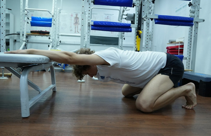 Ну випрямися: топ-4 вправи від сутулості