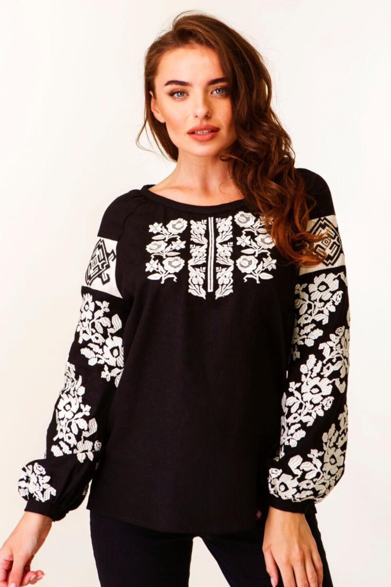 Сучасна вишита сорочка