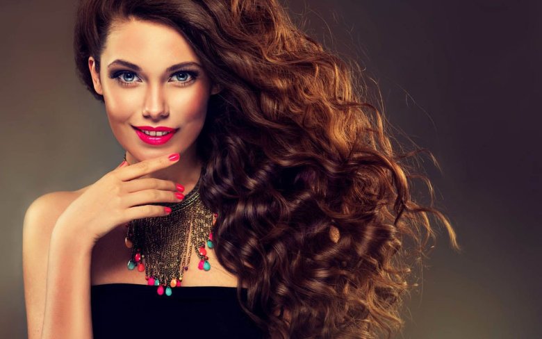 Модель Локони Софія Журавець