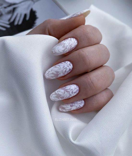 Модна форма нігтів 2024: популярний дизайн, фото