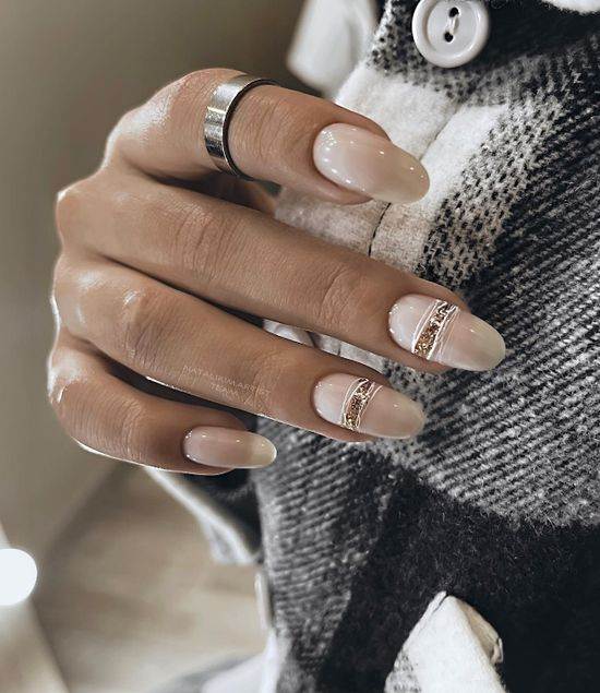 Модна форма нігтів 2024: популярний дизайн, фото