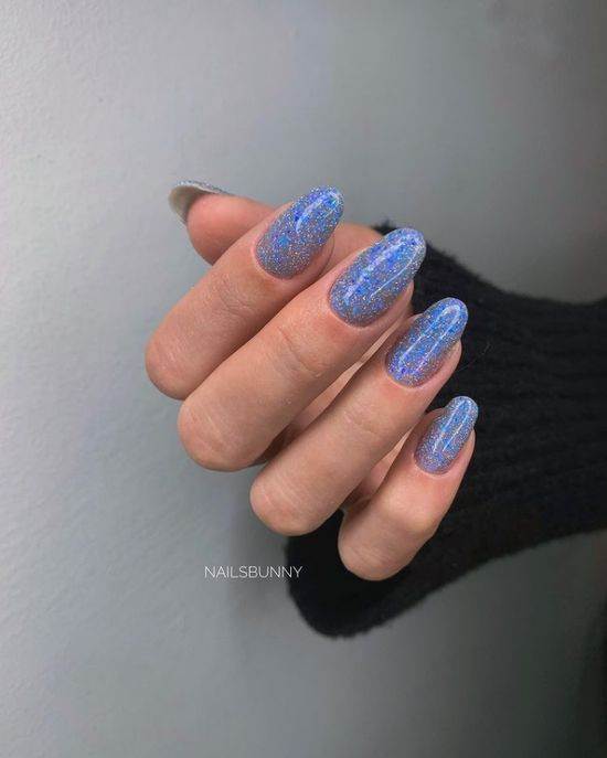 Модна форма нігтів 2024: популярний дизайн, фото