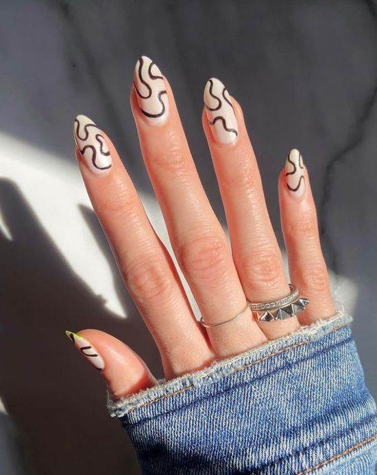 Модна форма нігтів 2024: популярний дизайн, фото