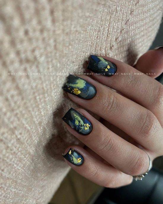 Модна форма нігтів 2024: популярний дизайн, фото